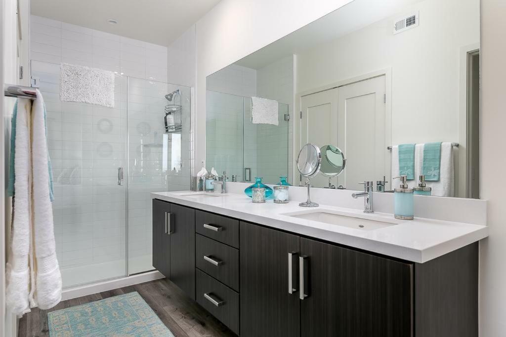 Ocean View 3 Bedrooms Condo, Just Steps From The Park, Pier & Water! 因皮里尔滩 外观 照片