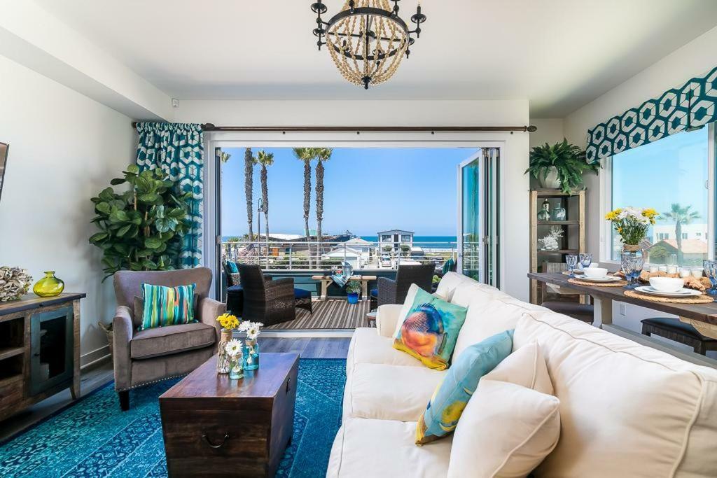 Ocean View 3 Bedrooms Condo, Just Steps From The Park, Pier & Water! 因皮里尔滩 外观 照片