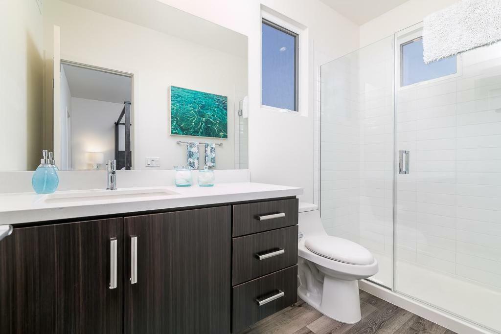 Ocean View 3 Bedrooms Condo, Just Steps From The Park, Pier & Water! 因皮里尔滩 外观 照片